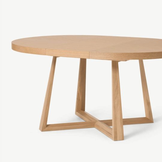 ROUND DINING TABLE